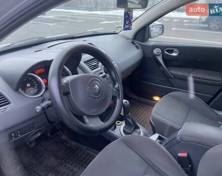 Сірий Рено Меган, об'ємом двигуна 1.6 л та пробігом 193 тис. км за 4400 $, фото 10 на Automoto.ua