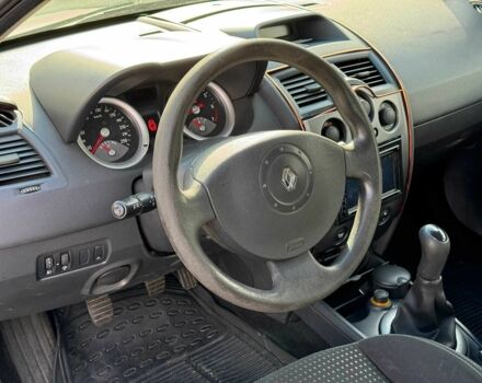 Серый Рено Меган, объемом двигателя 1.6 л и пробегом 132 тыс. км за 4790 $, фото 14 на Automoto.ua