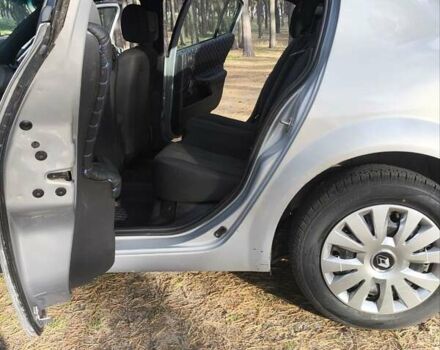 Сірий Рено Меган, об'ємом двигуна 1.39 л та пробігом 270 тис. км за 4100 $, фото 8 на Automoto.ua