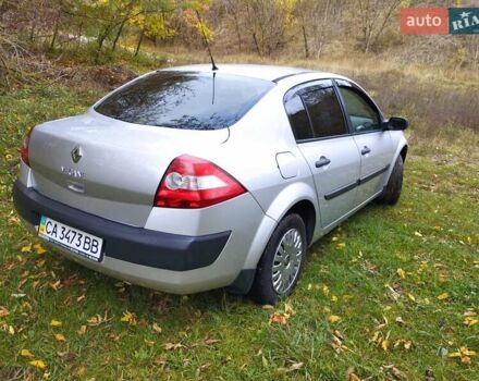 Рено Меган 2005 в Смеле на Automoto.ua Серый Рено Меган, объемом двигателя 1.39 л и пробегом 157 тыс. км за 4900 $, фото 8 на Automoto.ua