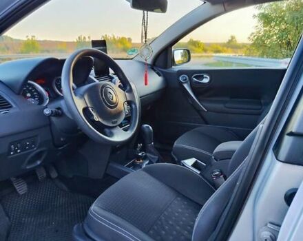 Серый Рено Меган, объемом двигателя 1.6 л и пробегом 174 тыс. км за 5500 $, фото 11 на Automoto.ua