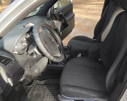 Сірий Рено Меган, об'ємом двигуна 1.39 л та пробігом 270 тис. км за 4100 $, фото 1 на Automoto.ua