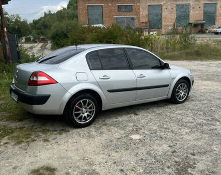 Серый Рено Меган, объемом двигателя 1.6 л и пробегом 246 тыс. км за 4100 $, фото 3 на Automoto.ua