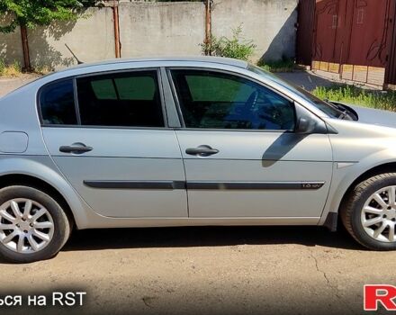 Серый Рено Меган, объемом двигателя 1.6 л и пробегом 228 тыс. км за 4500 $, фото 2 на Automoto.ua