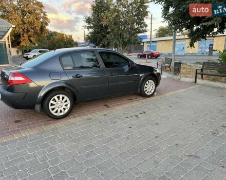 Рено Меган 2005 в Полтаве на Automoto.ua Серый Рено Меган, объемом двигателя 1.6 л и пробегом 219 тыс. км за 5000 $, фото 4 на Automoto.ua