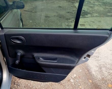 Серый Рено Меган, объемом двигателя 1.4 л и пробегом 250 тыс. км за 3600 $, фото 4 на Automoto.ua