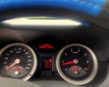 Рено Меган 2005 в Полтаве на Automoto.ua Серый Рено Меган, объемом двигателя 1.6 л и пробегом 219 тыс. км за 5000 $, фото 5 на Automoto.ua