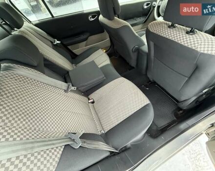 Сірий Рено Меган, об'ємом двигуна 1.6 л та пробігом 204 тис. км за 5500 $, фото 48 на Automoto.ua