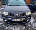 Серый Рено Меган, объемом двигателя 1.6 л и пробегом 235 тыс. км за 5000 $, фото 1 на Automoto.ua