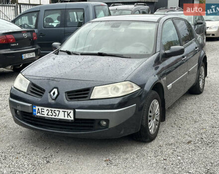 Сірий Рено Меган, об'ємом двигуна 1.6 л та пробігом 200 тис. км за 4600 $, фото 2 на Automoto.ua