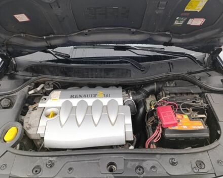 Серый Рено Меган, объемом двигателя 1.6 л и пробегом 260 тыс. км за 5000 $, фото 6 на Automoto.ua