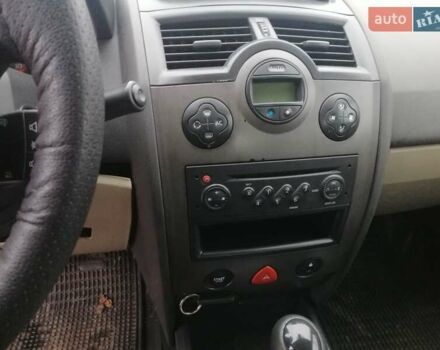 Серый Рено Меган, объемом двигателя 1.6 л и пробегом 235 тыс. км за 3700 $, фото 9 на Automoto.ua