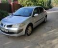 Серый Рено Меган, объемом двигателя 1.6 л и пробегом 263 тыс. км за 5300 $, фото 1 на Automoto.ua
