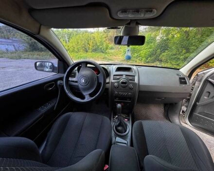 Серый Рено Меган, объемом двигателя 1.6 л и пробегом 3 тыс. км за 5200 $, фото 9 на Automoto.ua
