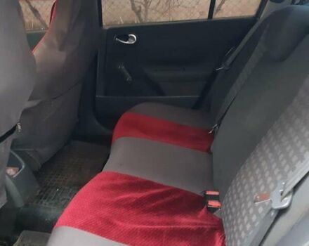 Сірий Рено Меган, об'ємом двигуна 1.4 л та пробігом 262 тис. км за 4000 $, фото 3 на Automoto.ua