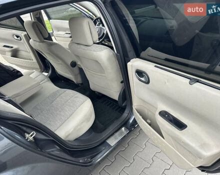 Сірий Рено Меган, об'ємом двигуна 1.6 л та пробігом 240 тис. км за 3900 $, фото 23 на Automoto.ua