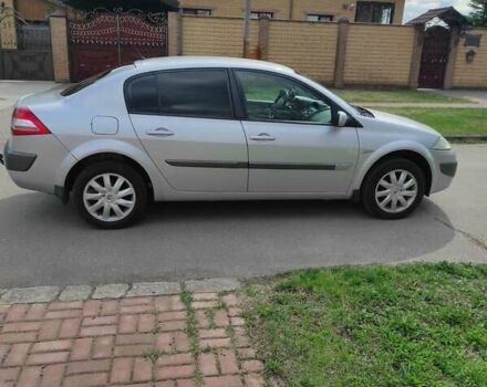 Сірий Рено Меган, об'ємом двигуна 1.6 л та пробігом 260 тис. км за 5300 $, фото 3 на Automoto.ua