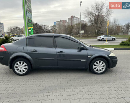 Сірий Рено Меган, об'ємом двигуна 1.6 л та пробігом 240 тис. км за 3900 $, фото 7 на Automoto.ua