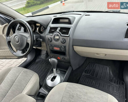 Сірий Рено Меган, об'ємом двигуна 1.6 л та пробігом 240 тис. км за 3900 $, фото 22 на Automoto.ua