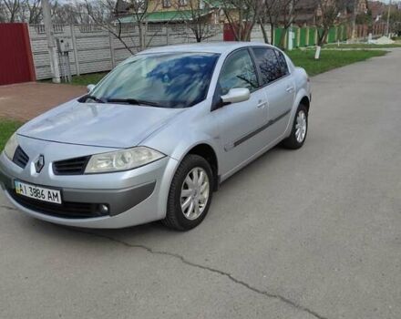 Сірий Рено Меган, об'ємом двигуна 1.6 л та пробігом 260 тис. км за 5300 $, фото 2 на Automoto.ua