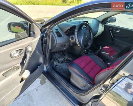 Серый Рено Меган, объемом двигателя 1.4 л и пробегом 250 тыс. км за 4000 $, фото 14 на Automoto.ua