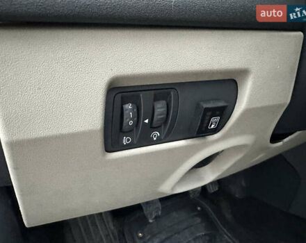 Сірий Рено Меган, об'ємом двигуна 1.6 л та пробігом 200 тис. км за 4600 $, фото 20 на Automoto.ua