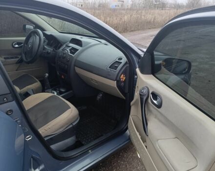 Серый Рено Меган, объемом двигателя 1.6 л и пробегом 260 тыс. км за 5000 $, фото 7 на Automoto.ua