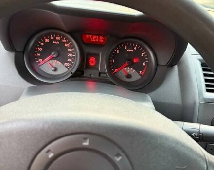 Серый Рено Меган, объемом двигателя 1.6 л и пробегом 217 тыс. км за 4500 $, фото 21 на Automoto.ua