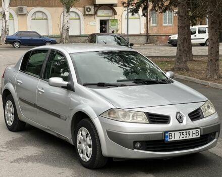 Серый Рено Меган, объемом двигателя 1.6 л и пробегом 216 тыс. км за 2999 $, фото 2 на Automoto.ua