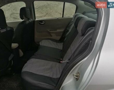 Серый Рено Меган, объемом двигателя 1.6 л и пробегом 235 тыс. км за 3700 $, фото 7 на Automoto.ua