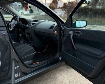 Серый Рено Меган, объемом двигателя 1.6 л и пробегом 217 тыс. км за 4500 $, фото 15 на Automoto.ua