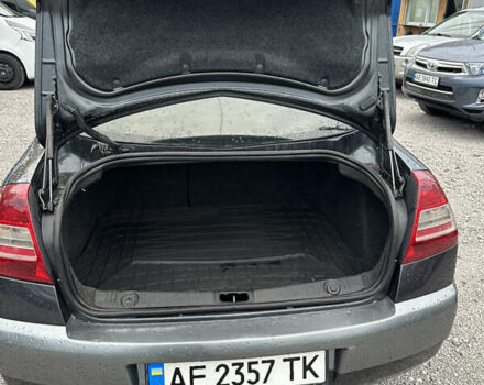 Сірий Рено Меган, об'ємом двигуна 1.6 л та пробігом 200 тис. км за 4600 $, фото 7 на Automoto.ua