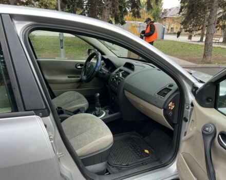 Серый Рено Меган, объемом двигателя 1.6 л и пробегом 216 тыс. км за 2999 $, фото 6 на Automoto.ua