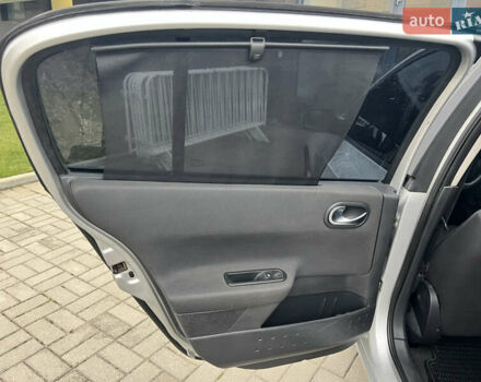 Серый Рено Меган, объемом двигателя 1.6 л и пробегом 179 тыс. км за 4600 $, фото 54 на Automoto.ua