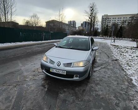 Сірий Рено Меган, об'ємом двигуна 1.39 л та пробігом 190 тис. км за 3999 $, фото 2 на Automoto.ua