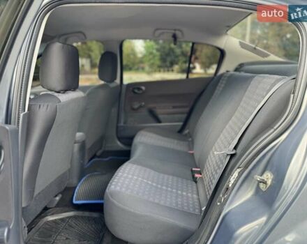 Серый Рено Меган, объемом двигателя 1.4 л и пробегом 338 тыс. км за 3999 $, фото 29 на Automoto.ua