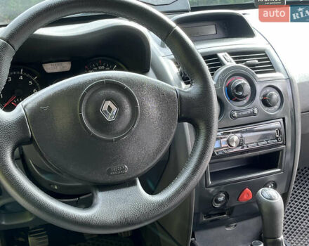 Рено Меган 2007 в Белой Церкве на Automoto.ua Серый Рено Меган, объемом двигателя 1.4 л и пробегом 219 тыс. км за 4900 $, фото 12 на Automoto.ua