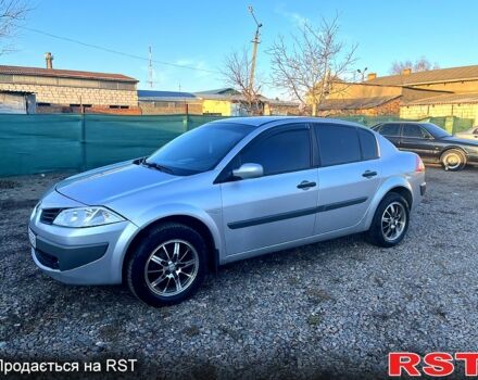 Рено Меган 2007 у Первомайськ на Automoto.ua Сірий Рено Меган, об'ємом двигуна 1.4 л та пробігом 180 тис. км за 4199 $, фото 1 на Automoto.ua