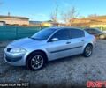 Рено Меган 2007 у Первомайськ на Automoto.ua Сірий Рено Меган, об'ємом двигуна 1.4 л та пробігом 180 тис. км за 4199 $, фото 1 на Automoto.ua