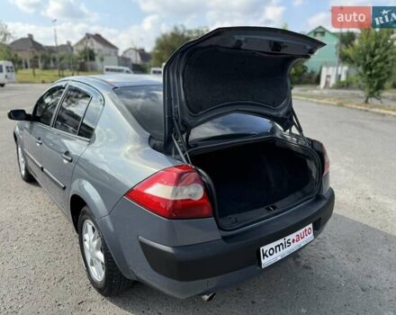 Серый Рено Меган, объемом двигателя 1.4 л и пробегом 338 тыс. км за 3999 $, фото 33 на Automoto.ua