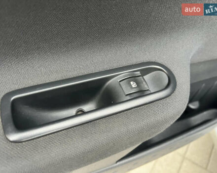 Серый Рено Меган, объемом двигателя 1.6 л и пробегом 179 тыс. км за 4600 $, фото 55 на Automoto.ua