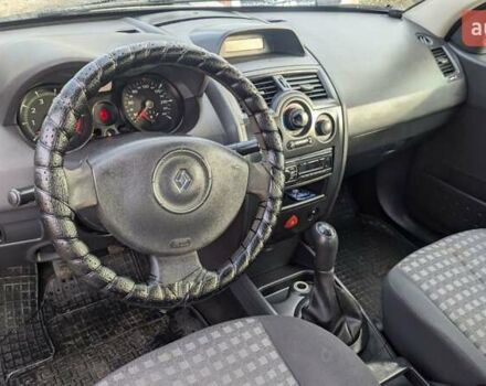 Серый Рено Меган, объемом двигателя 1.39 л и пробегом 189 тыс. км за 2350 $, фото 11 на Automoto.ua