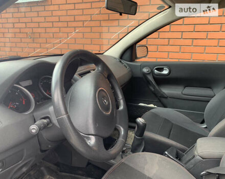 Сірий Рено Меган, об'ємом двигуна 1.5 л та пробігом 235 тис. км за 3999 $, фото 4 на Automoto.ua