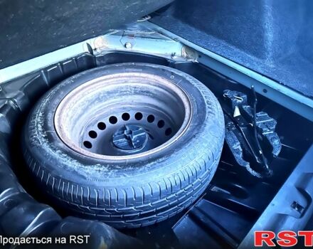 Сірий Рено Меган, об'ємом двигуна 1.4 л та пробігом 218 тис. км за 4700 $, фото 9 на Automoto.ua