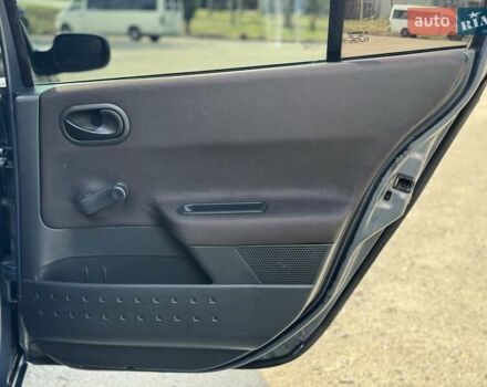 Серый Рено Меган, объемом двигателя 1.4 л и пробегом 338 тыс. км за 3999 $, фото 35 на Automoto.ua