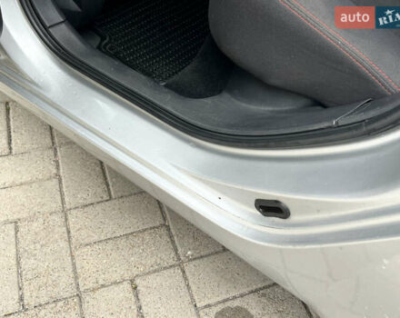 Серый Рено Меган, объемом двигателя 1.6 л и пробегом 179 тыс. км за 4600 $, фото 28 на Automoto.ua