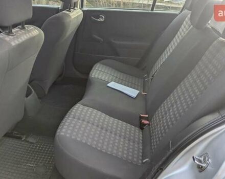 Серый Рено Меган, объемом двигателя 1.39 л и пробегом 189 тыс. км за 2350 $, фото 10 на Automoto.ua