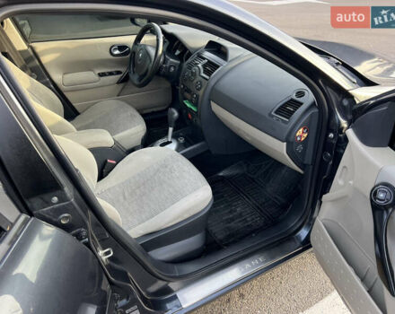 Серый Рено Меган, объемом двигателя 1.6 л и пробегом 200 тыс. км за 4200 $, фото 8 на Automoto.ua