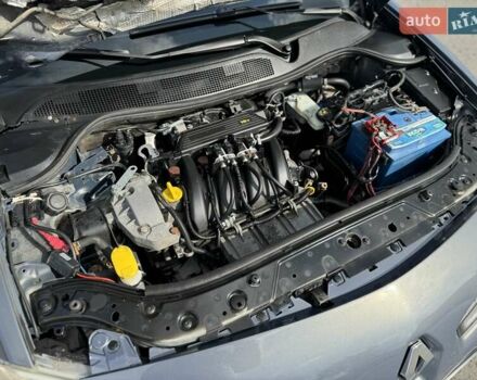 Серый Рено Меган, объемом двигателя 1.4 л и пробегом 338 тыс. км за 3999 $, фото 43 на Automoto.ua