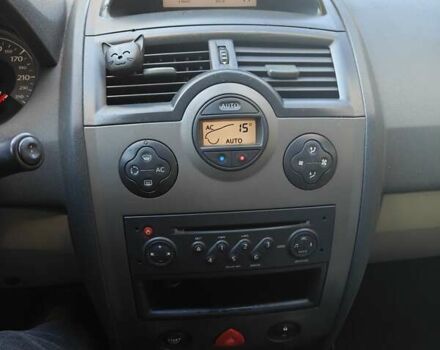 Рено Меган 2007 в Хмельницком на Automoto.ua Серый Рено Меган, объемом двигателя 1.5 л и пробегом 235 тыс. км за 4900 $, фото 3 на Automoto.ua